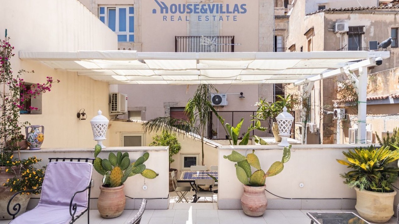 Photo of Outdoor in Noto