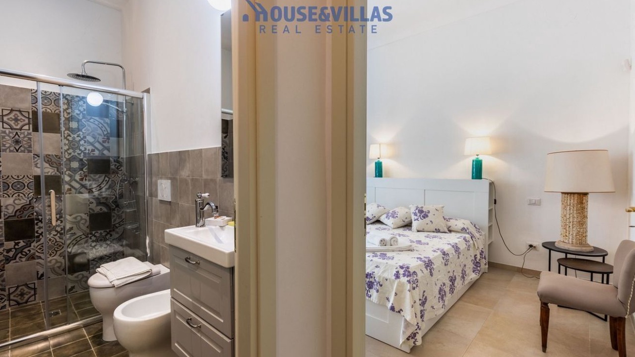 Photo of Bathroom in Noto