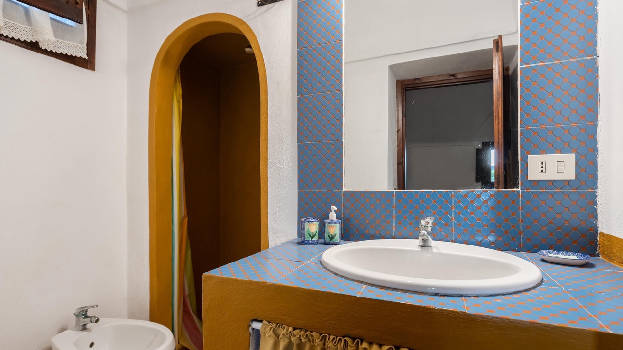 Photo of Bathroom in Pantelleria
