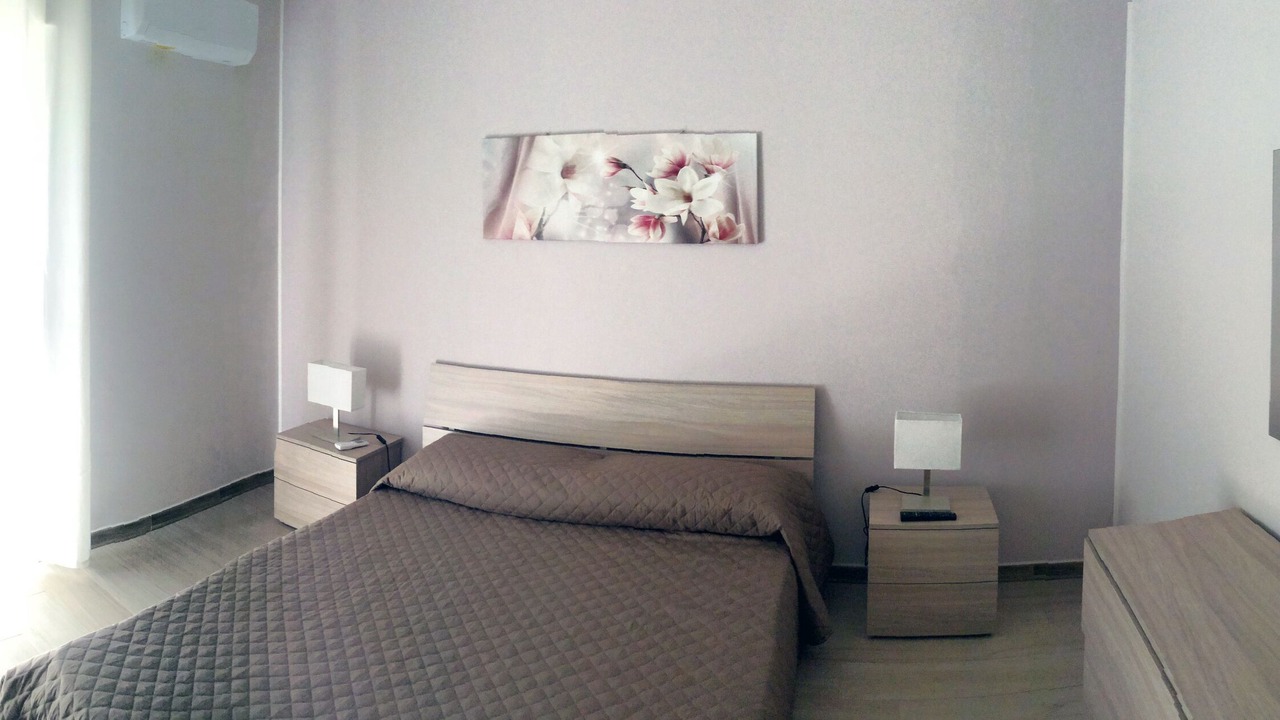 Photo of Bedroom in Brolo