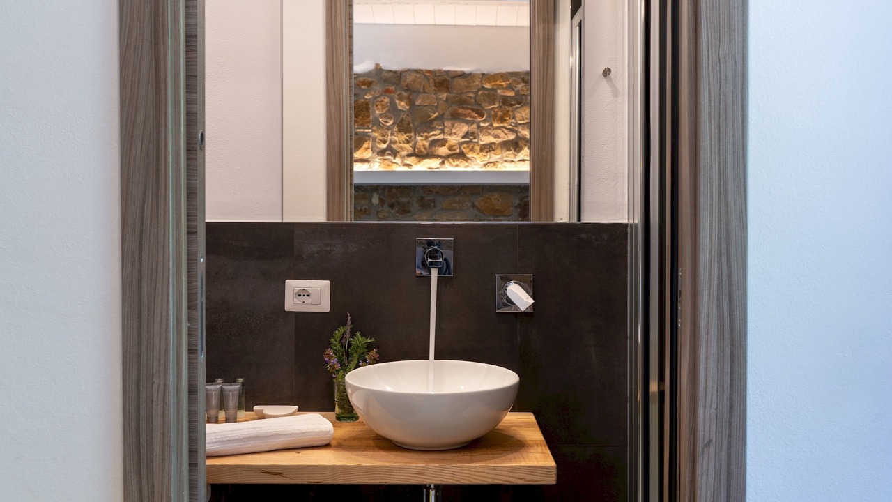 Photo of Bathroom in Pollina