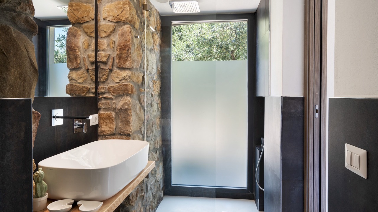 Photo of Bathroom in Pollina