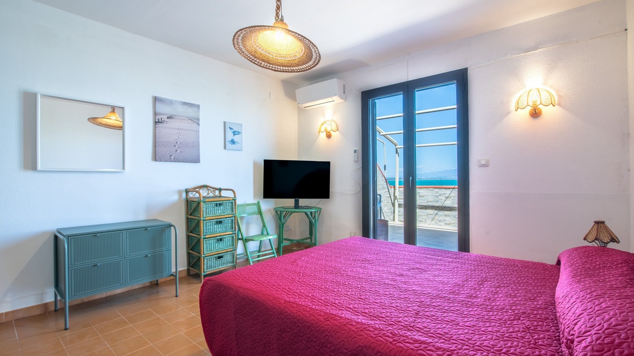 Photo of Bedroom in Costa Saracena-Castelluccio