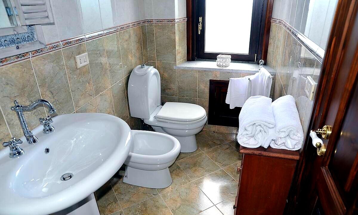 Photo of Bathroom in Giarre