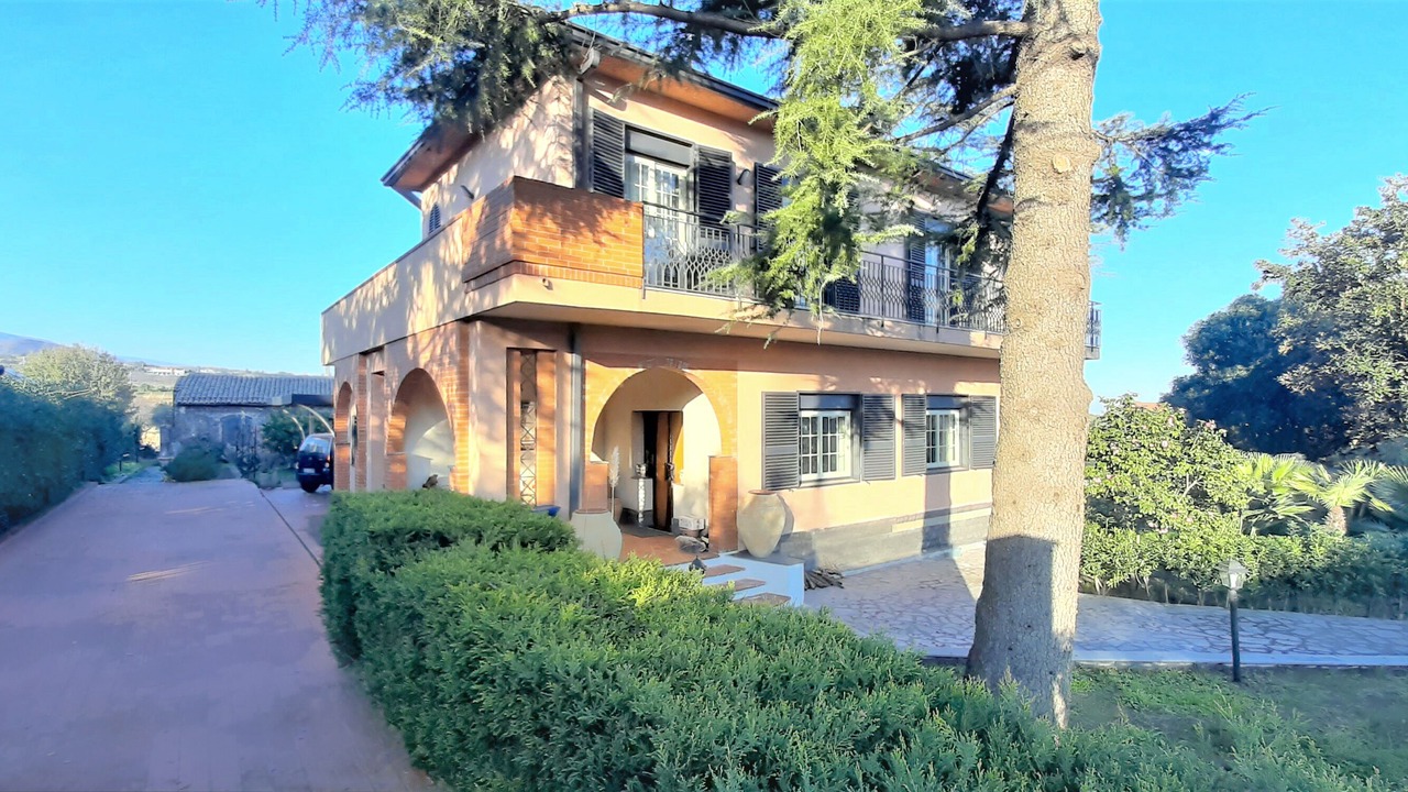 Photo of Outdoor in Blandano