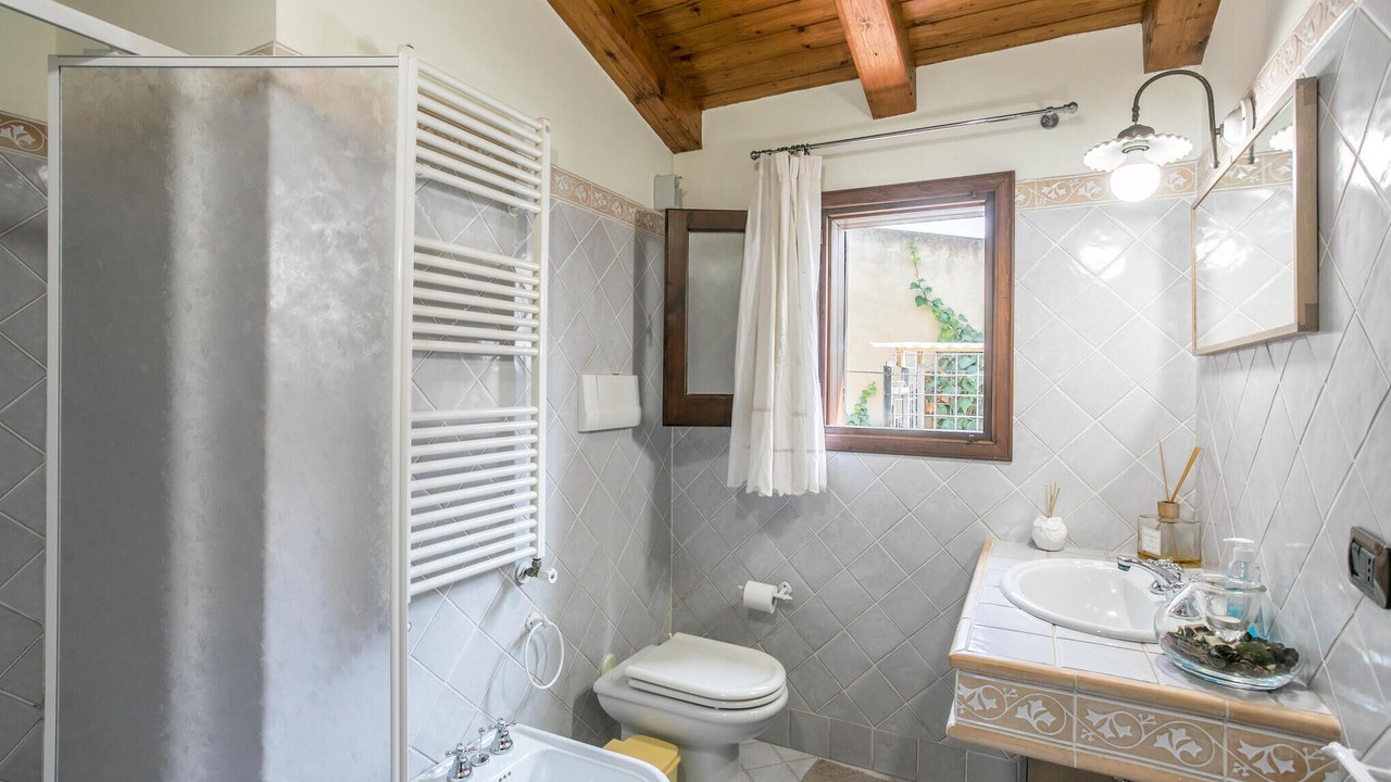 Photo of Bathroom in Carrozziere