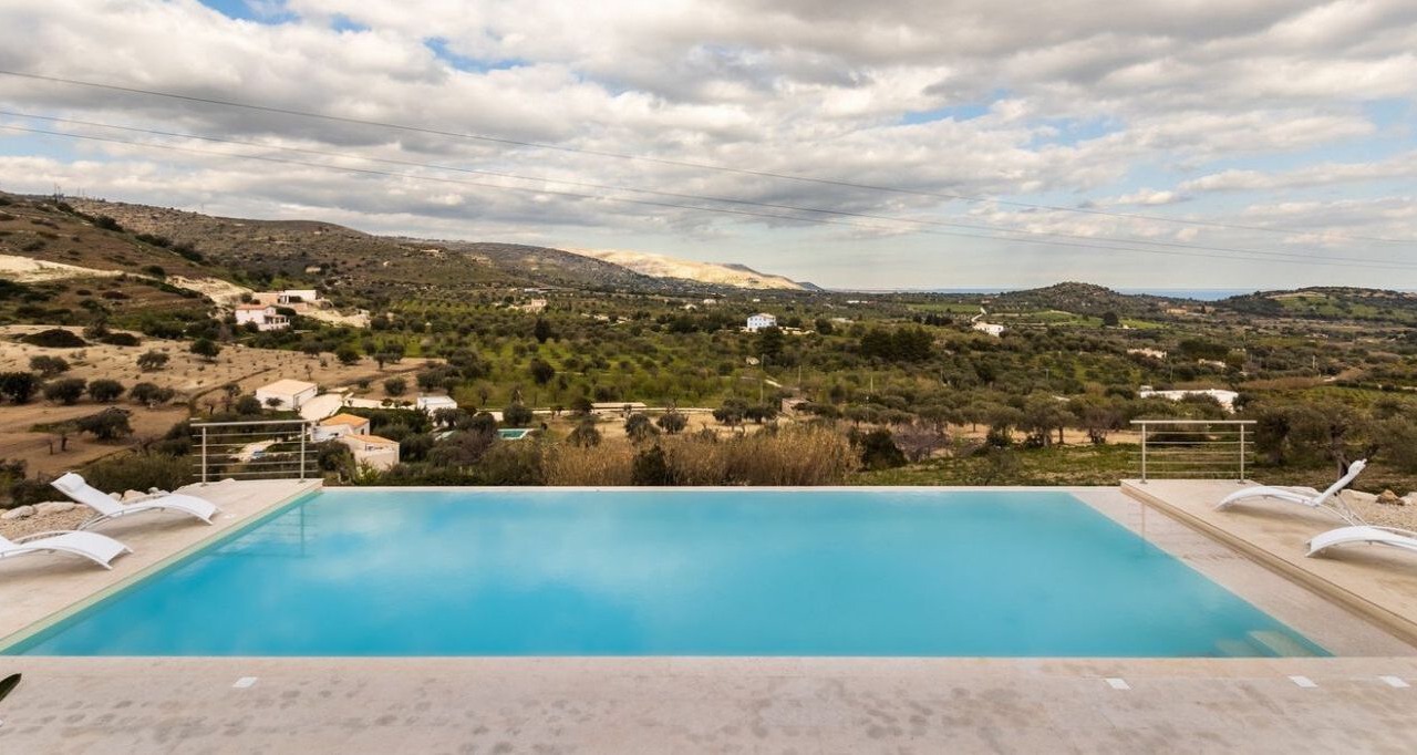 Photo of Outdoor in Avola