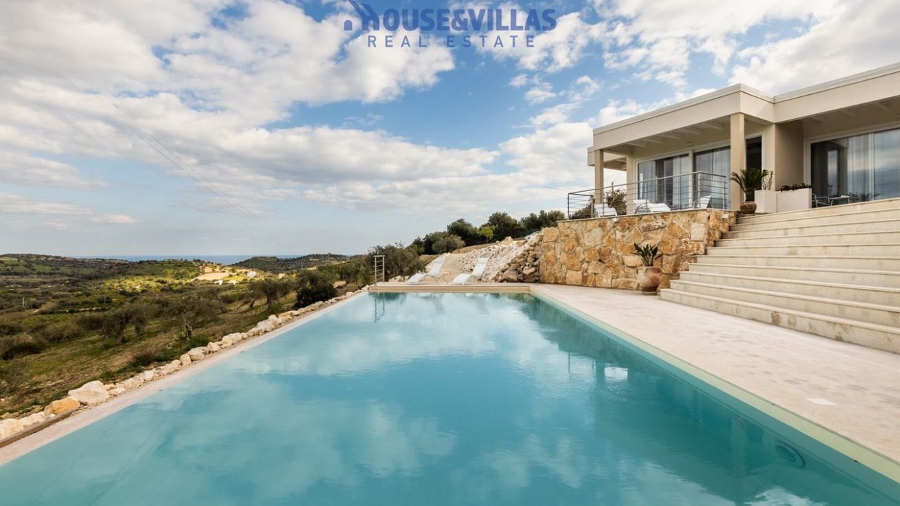 Photo of Outdoor in Avola