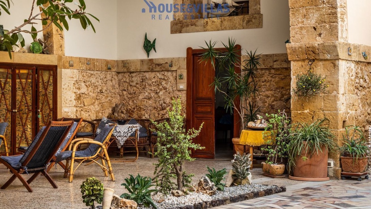 Photo of Patio Balcony in Calabernardo