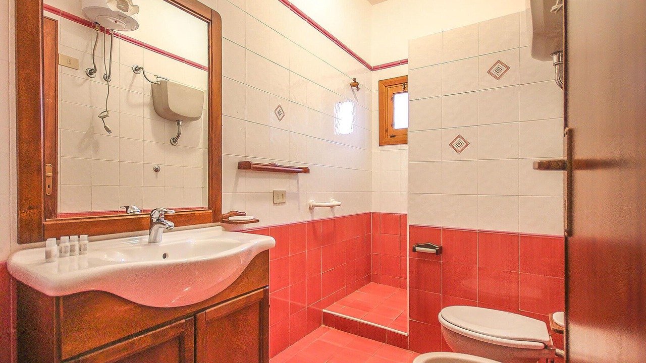 Photo of Bathroom in Macari