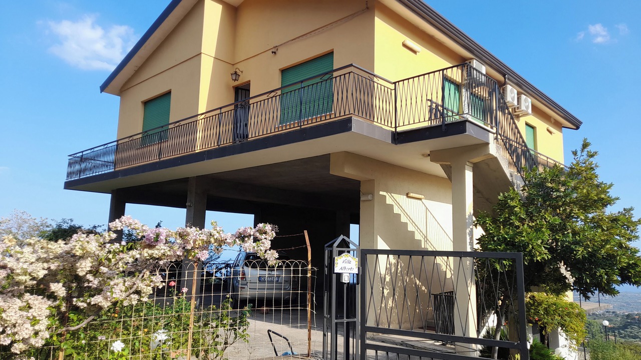 Photo of Outdoor in Mascali