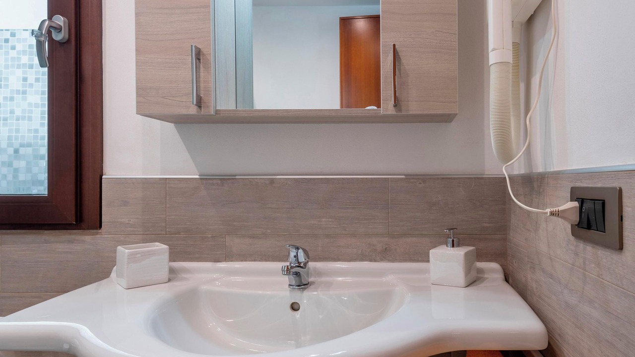 Photo of Bathroom in Menfi