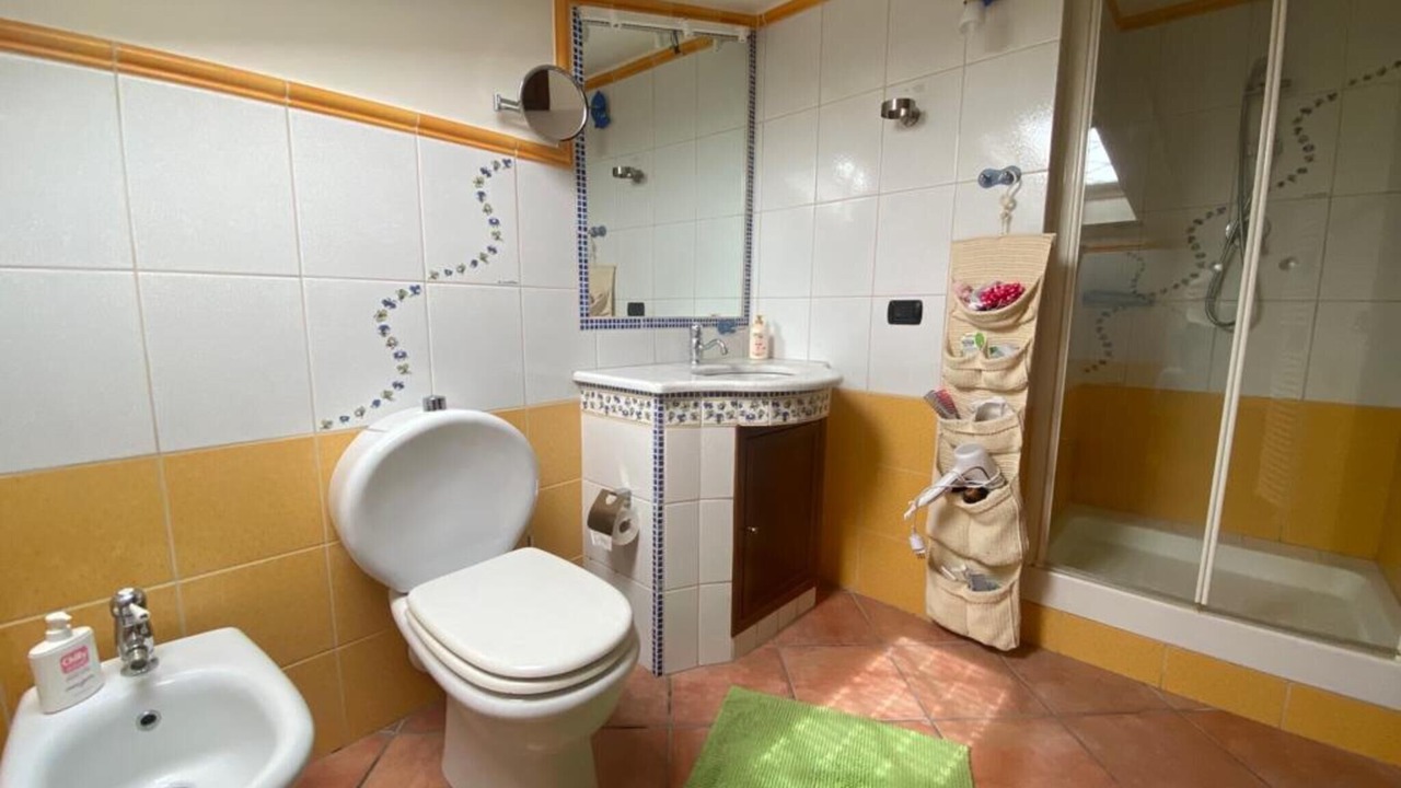 Photo of Bathroom in Zafferana Etnea