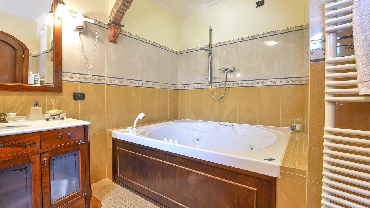 Photo of Bathroom in Zafferana Etnea