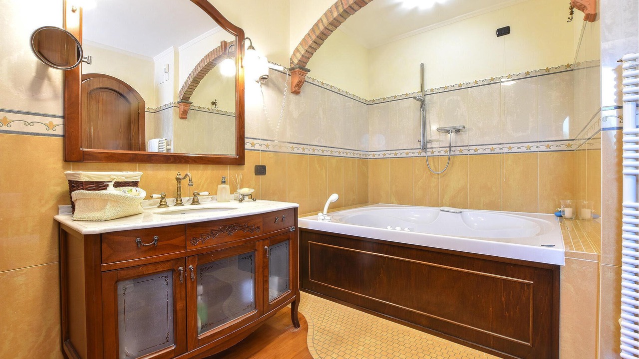 Photo of Bathroom in Zafferana Etnea