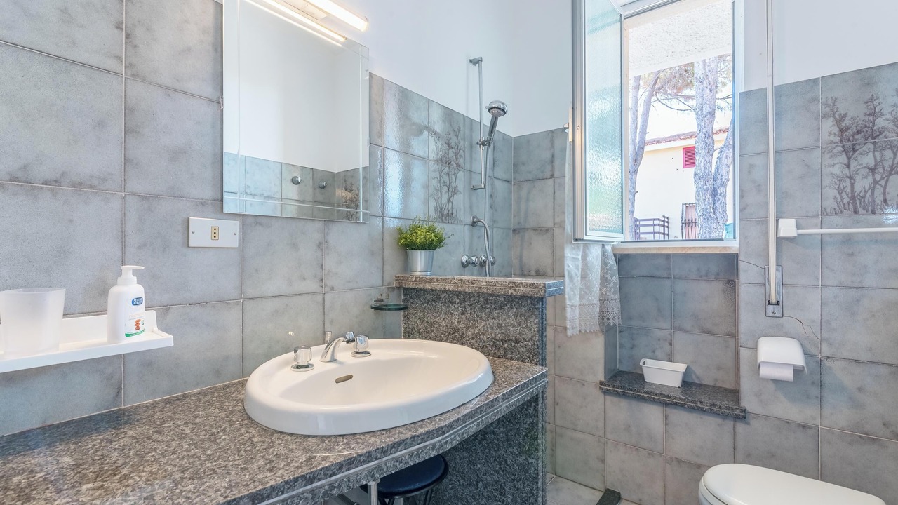 Photo of Bathroom in Gallina