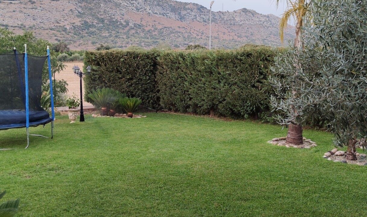 Photo of Outdoor in Solarino