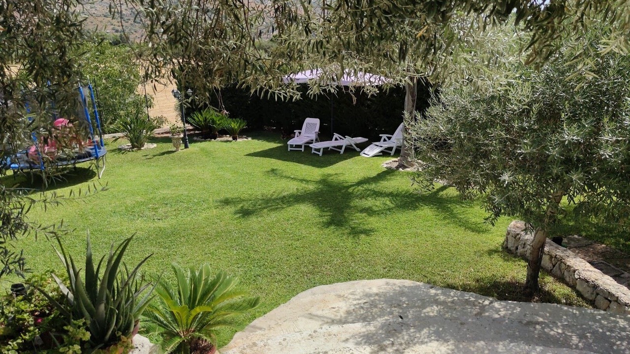 Photo of Outdoor in Solarino