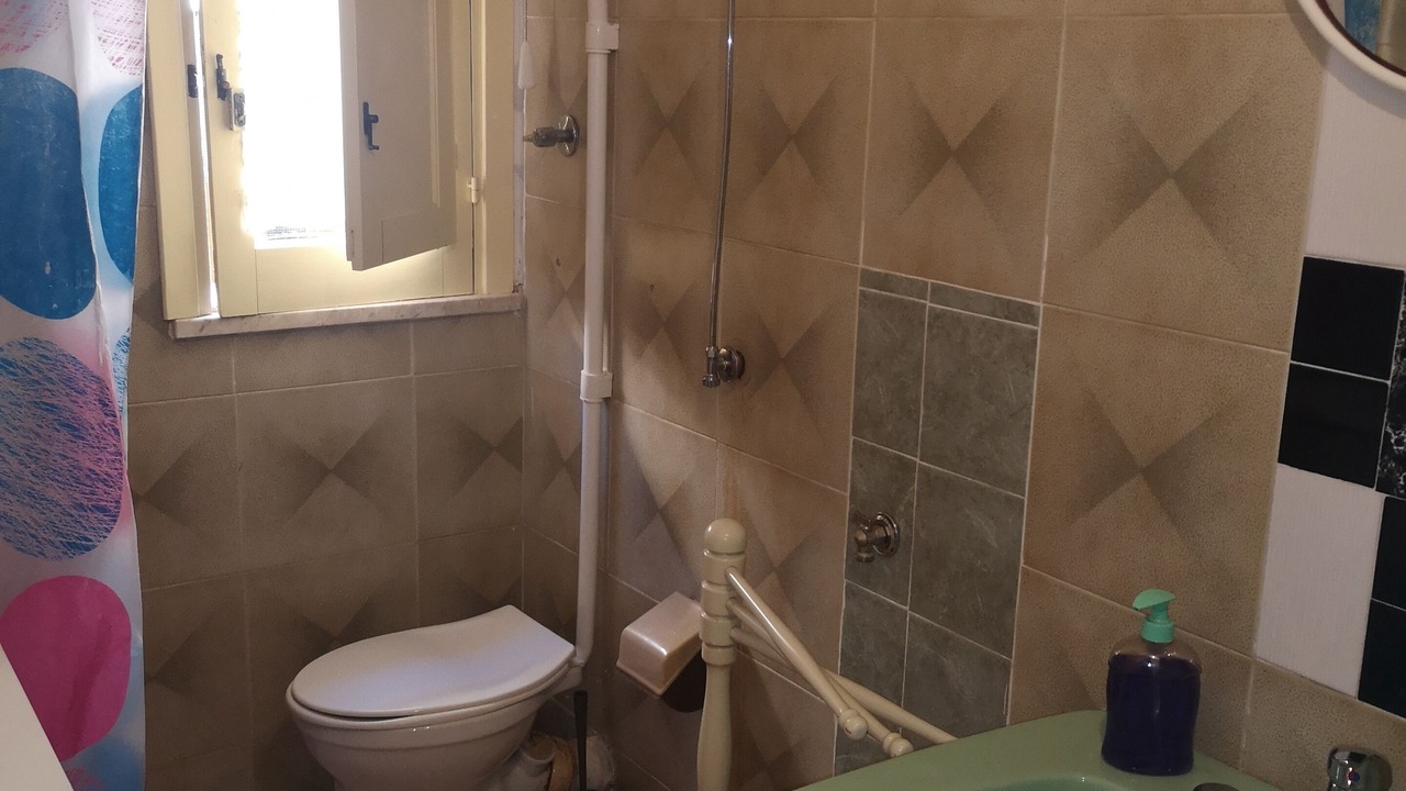 Photo of Bathroom in Alcamo Historic Center