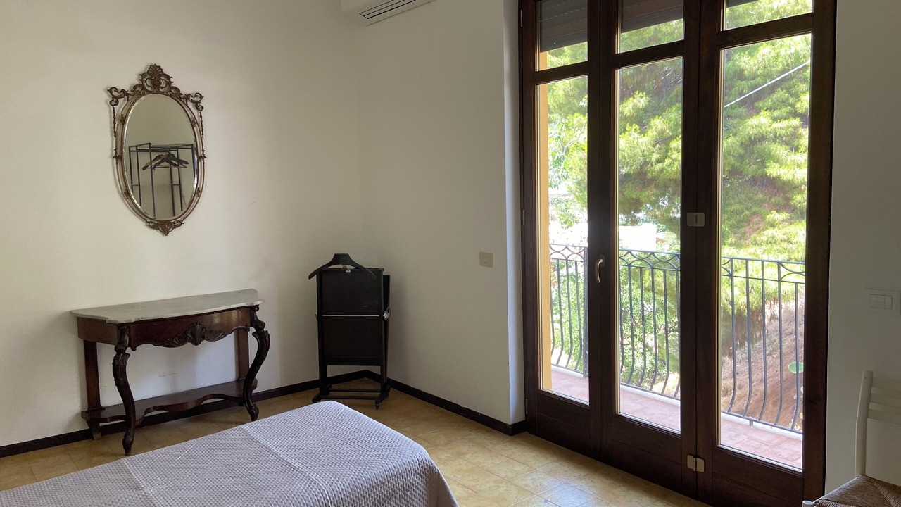 Photo of Bedroom in Lipari Historic Centre
