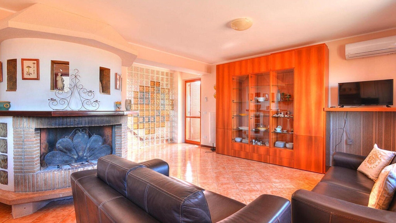 Photo of Livingroom in Syracuse
