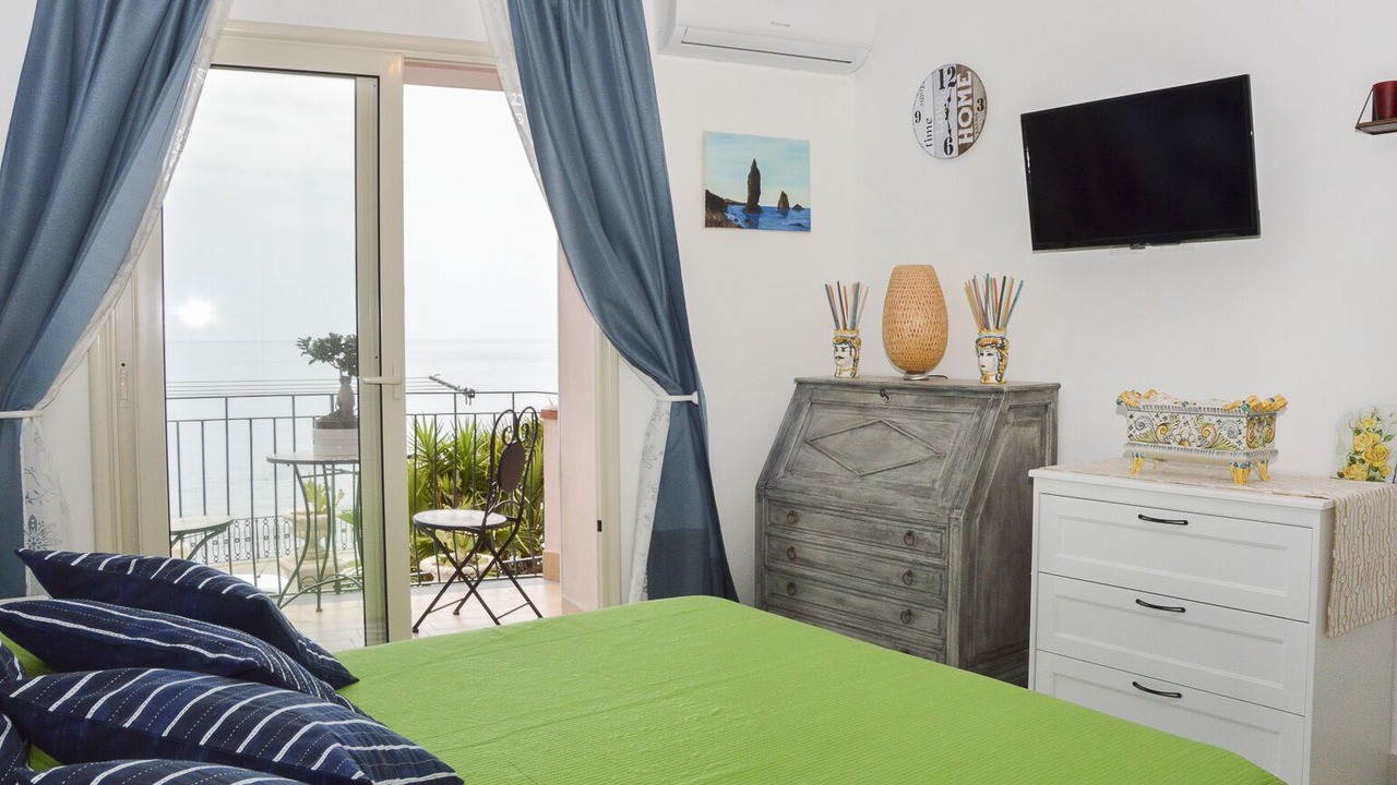Photo of Bedroom in Giardini Naxos