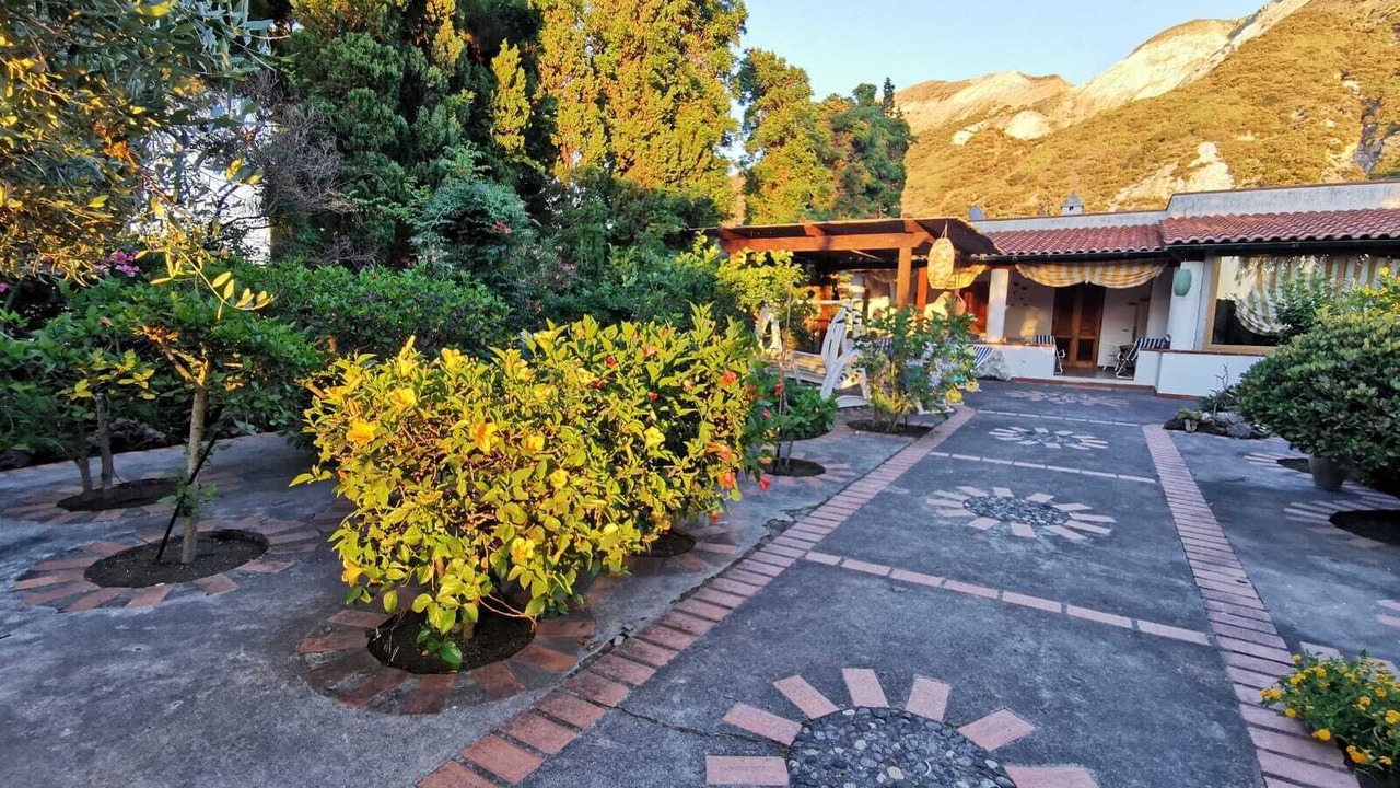 Photo of Outdoor in Vulcano
