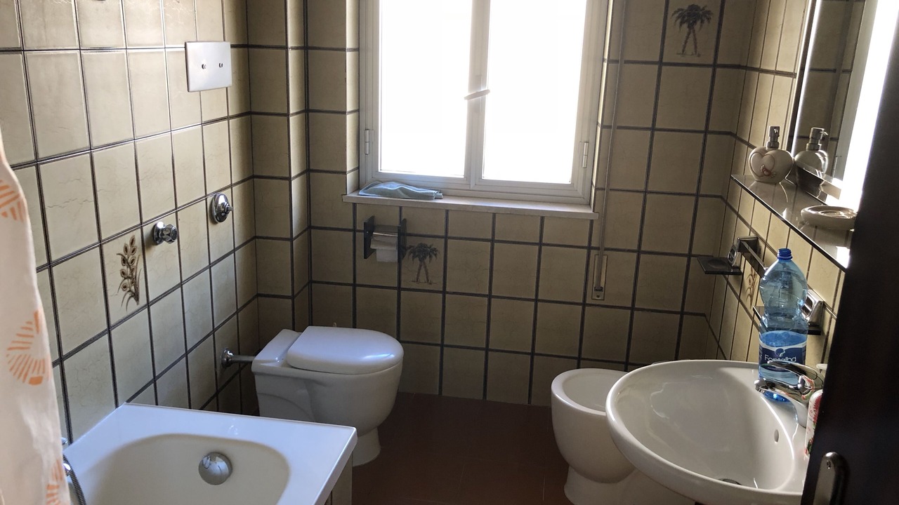 Photo of Bathroom in Gela