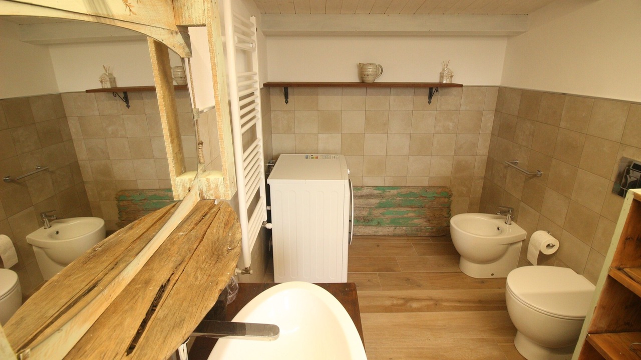 Photo of Bathroom in Gorgo Lungo