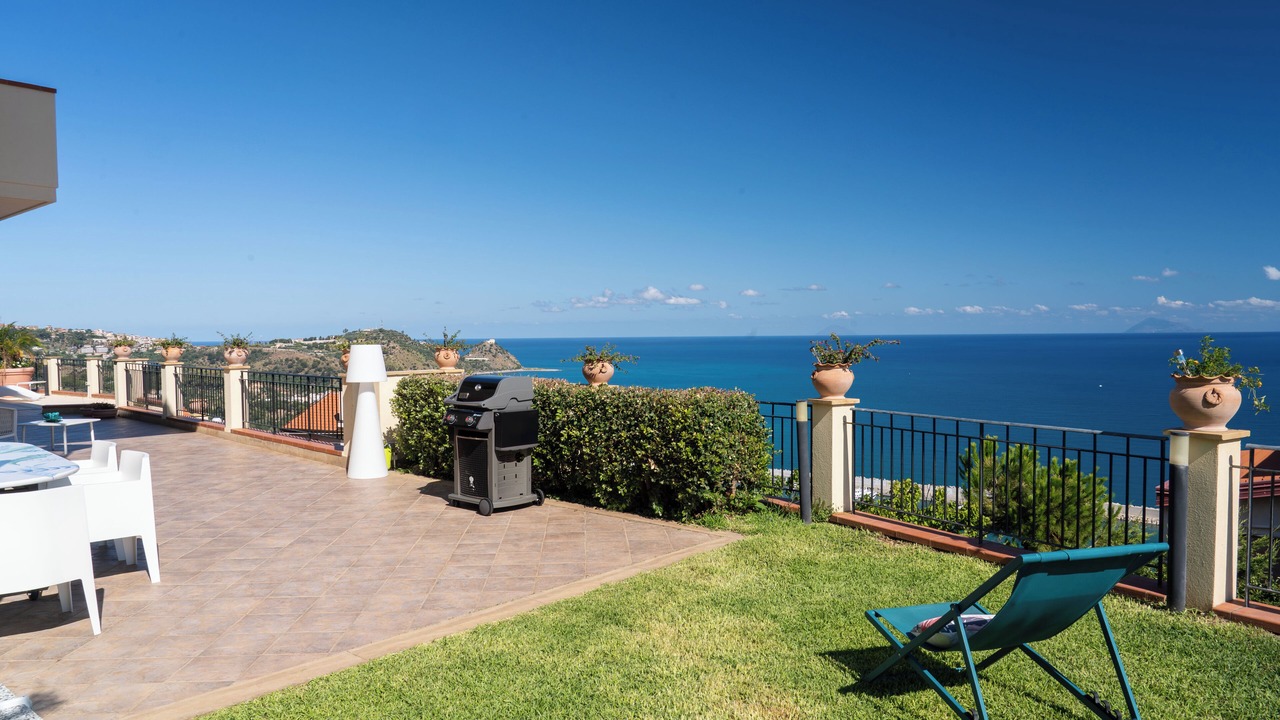 Photo of Patio Balcony in Capo d'Orlando