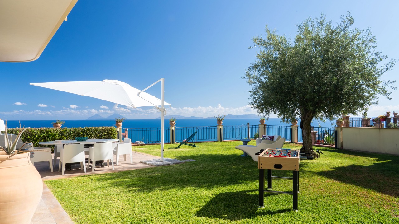 Photo of Patio Balcony in Capo d'Orlando