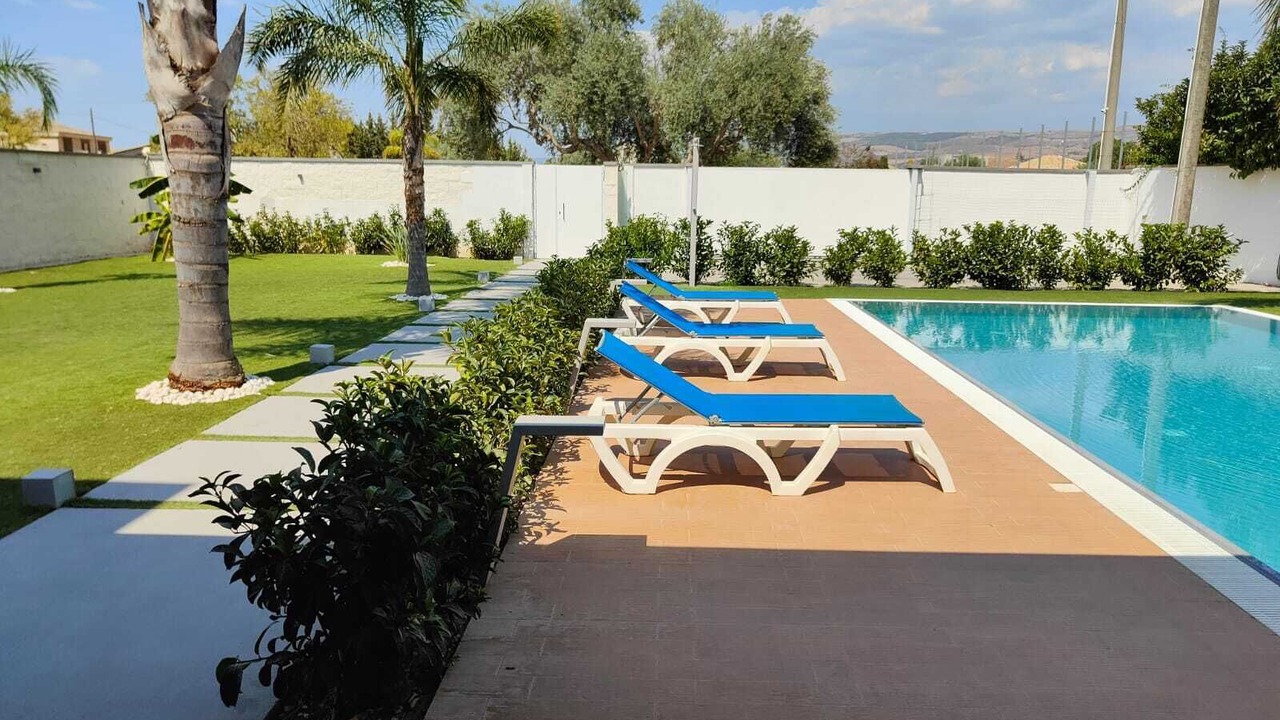 Photo of Outdoor in Comiso