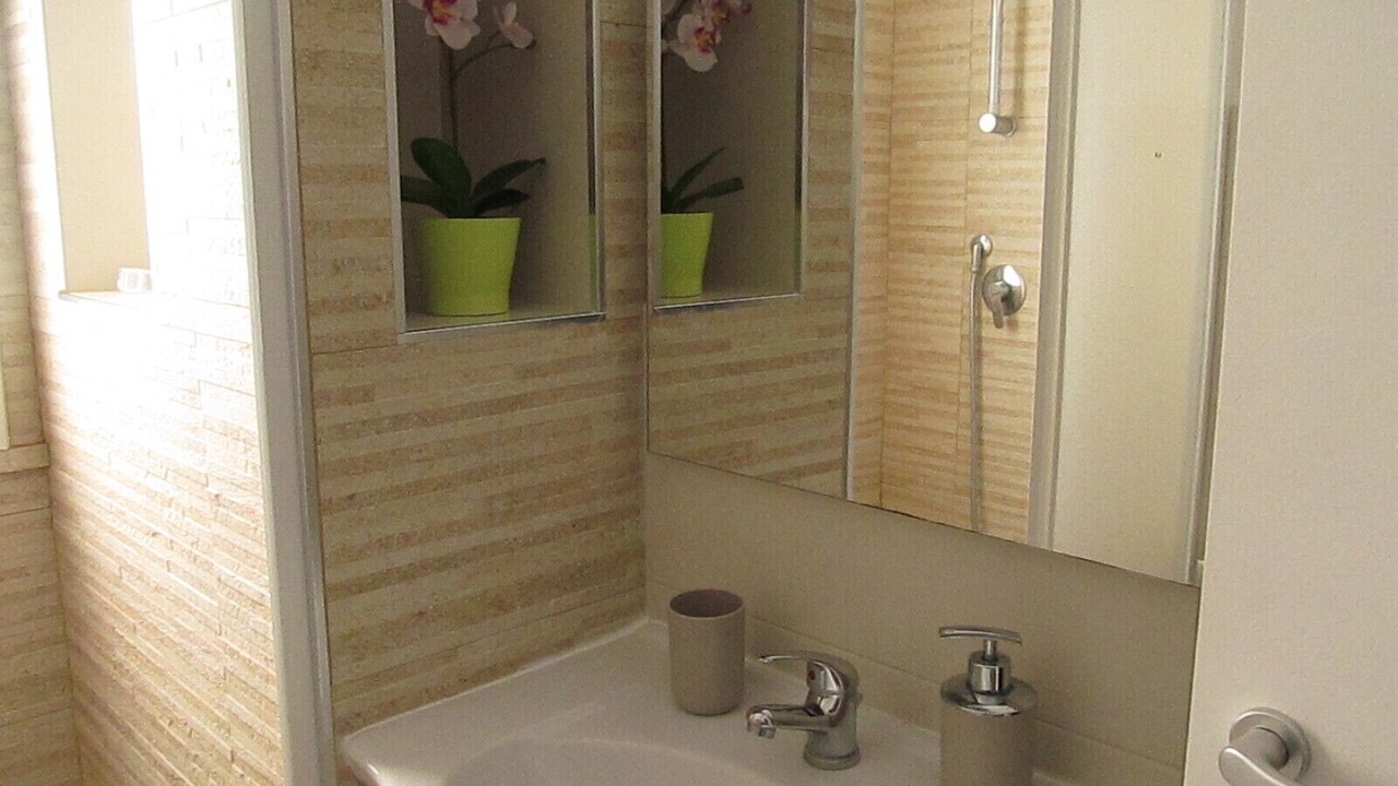 Photo of Bathroom in Comiso