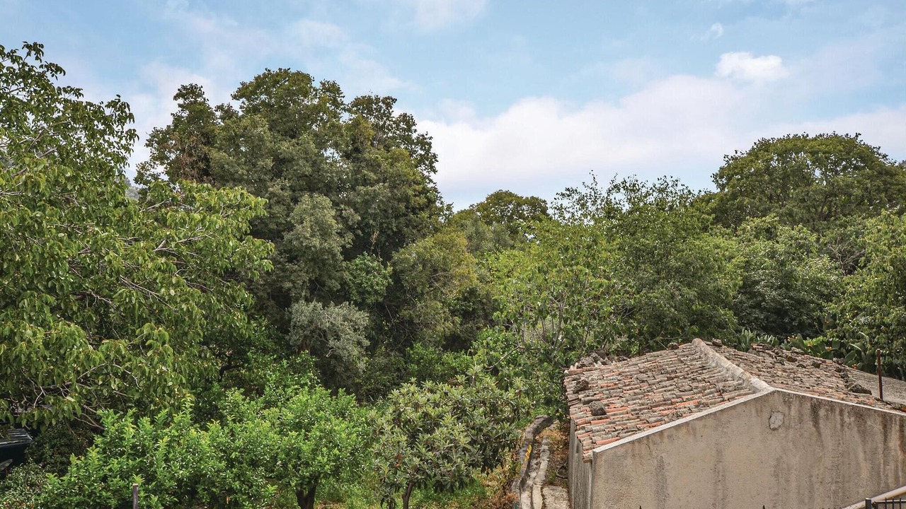 Photo of Bedroom in Mitogio