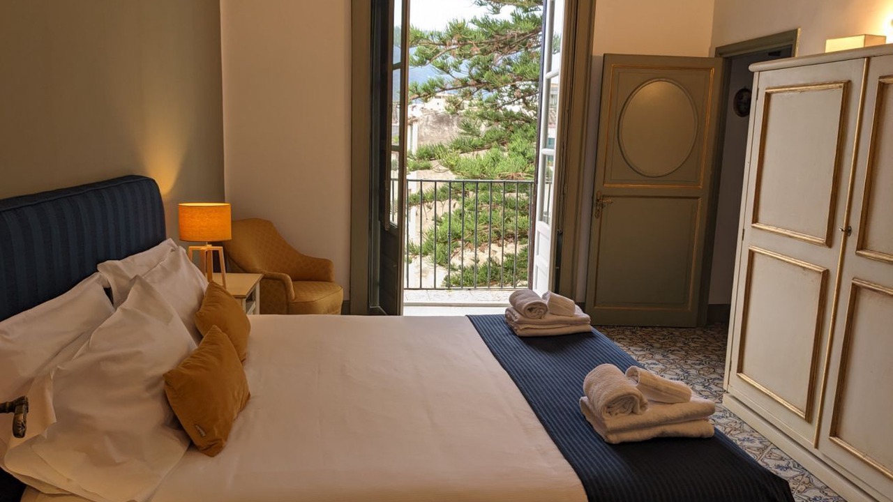 Photo of Bedroom in Kalsa