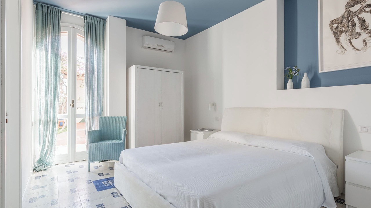 Photo of Bedroom in Costa Saracena-Castelluccio