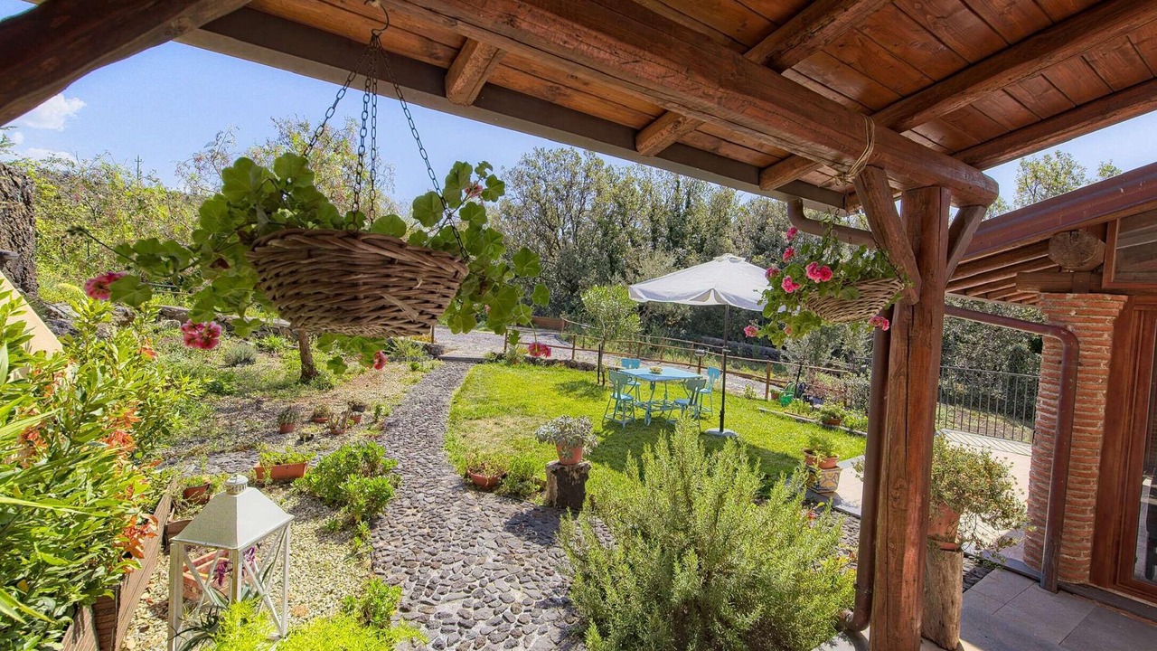 Photo of Patio Balcony in Ragalna