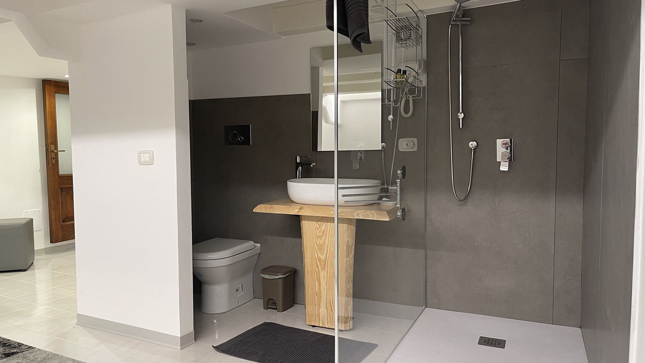 Photo of Bathroom in Ortigia