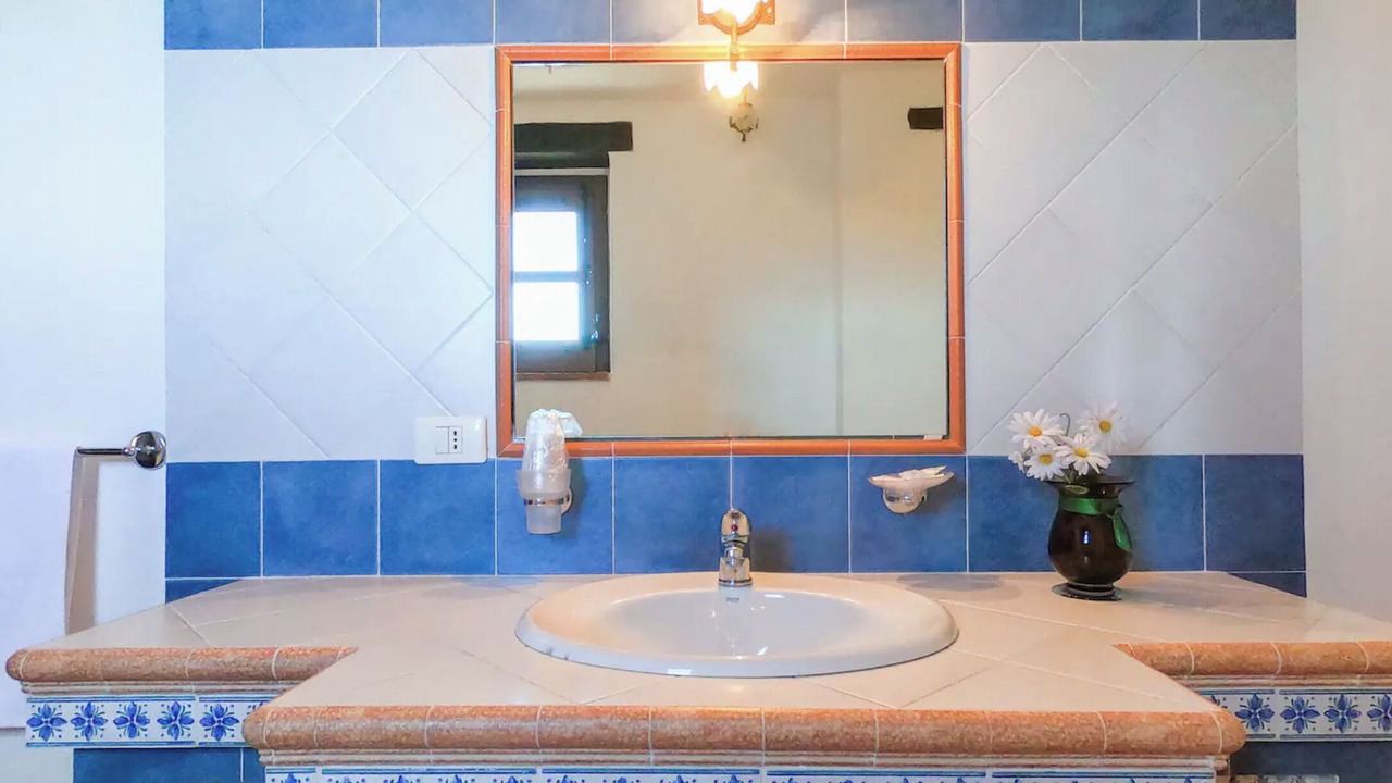 Photo of Bathroom in San Marco d'Alunzio