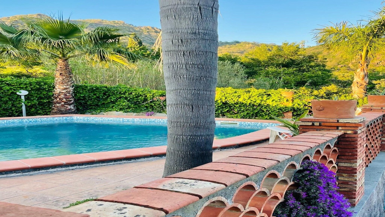 Photo of Outdoor in Mitogio