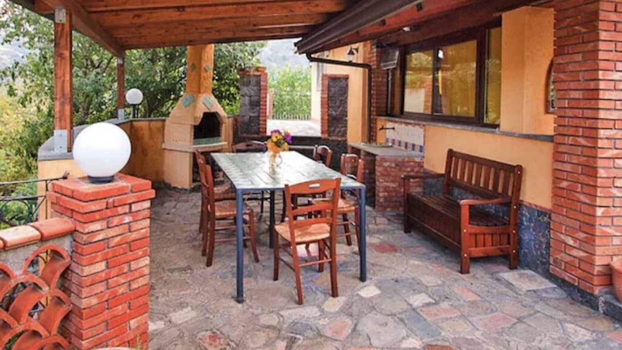 Photo of Patio Balcony in Mitogio