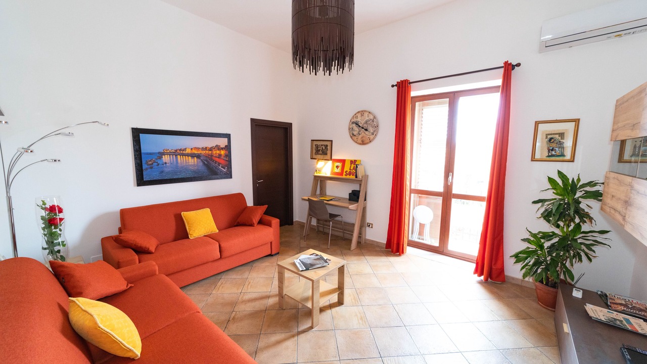 Photo of Livingroom in Syracuse
