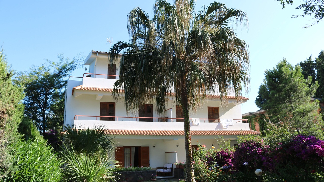 Photo of Outdoor in Furnari