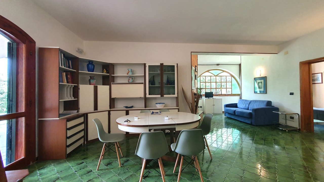 Photo of Livingroom in Arenella