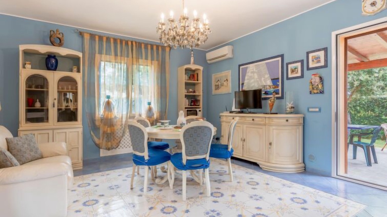 Photo of Livingroom in Capo