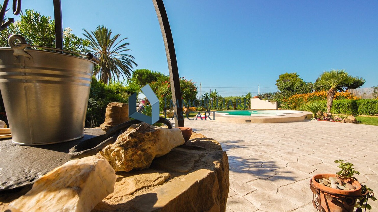 Photo of Outdoor in Campofelice di Roccella