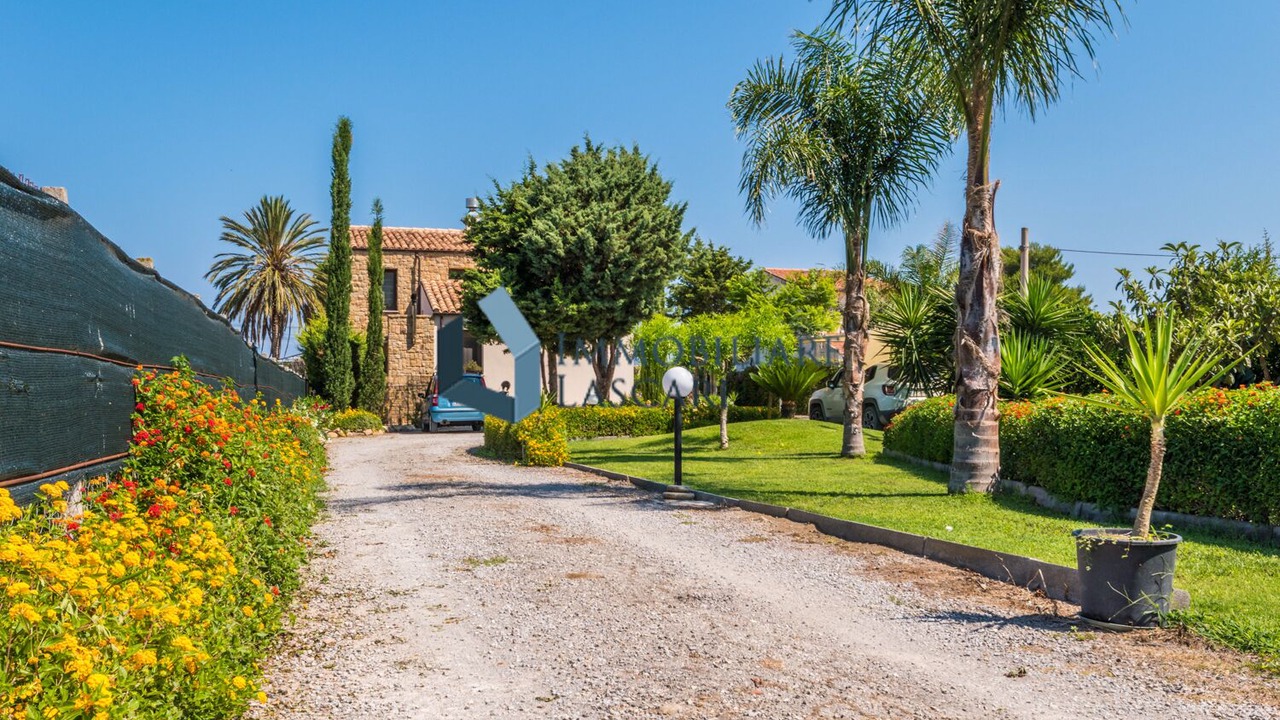Photo of Outdoor in Campofelice di Roccella