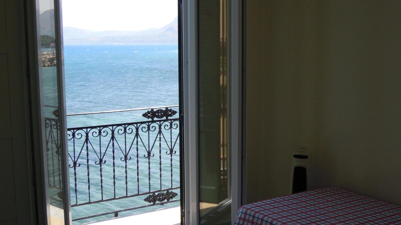 Photo of Bedroom in Porticello