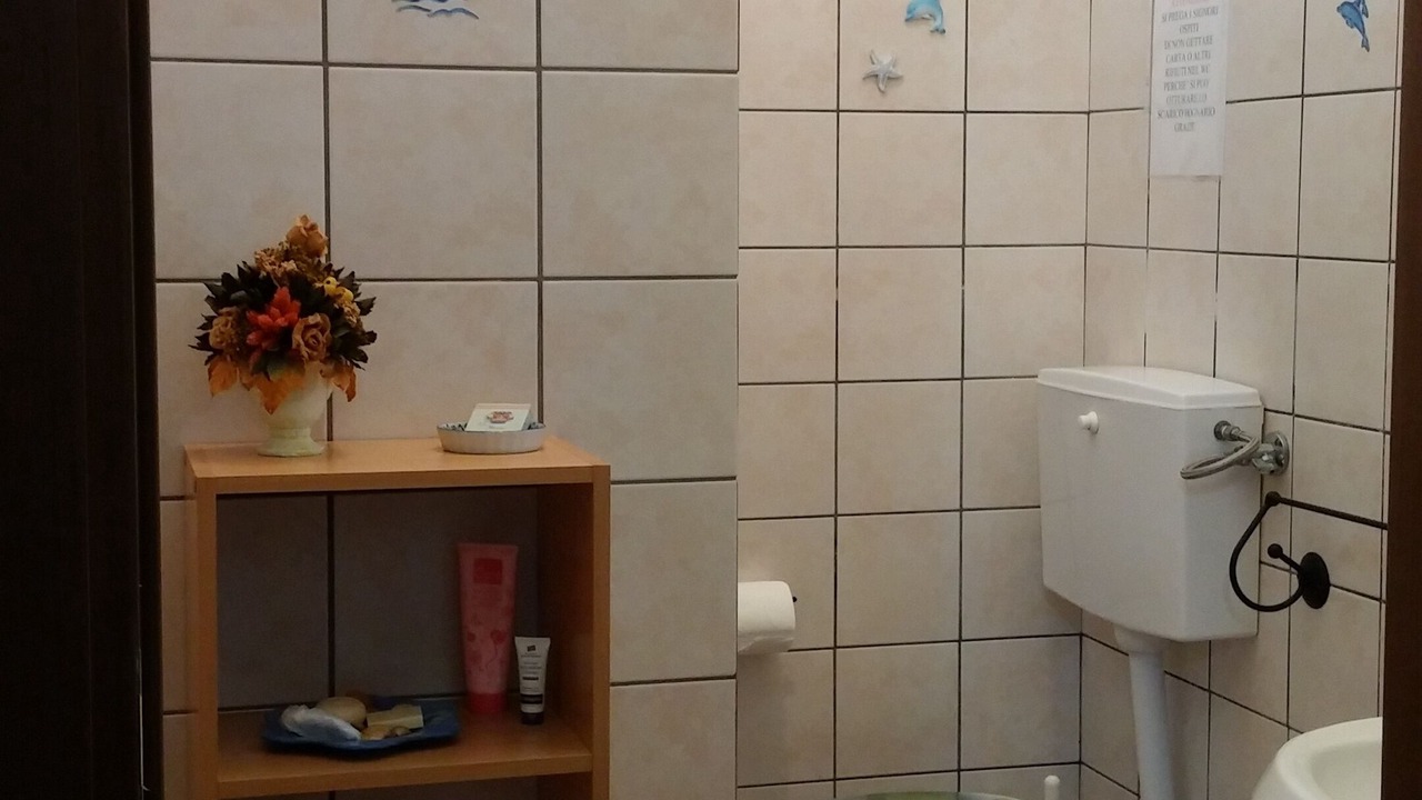 Photo of Bathroom in Noto