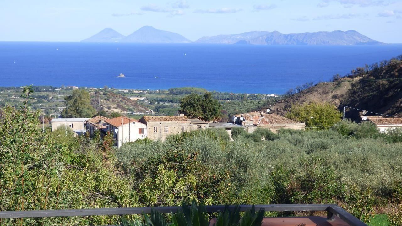 Photo of Outdoor in Patti